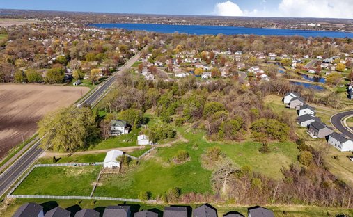 Land in Buffalo, Minnesota, Vereinigte Staaten 1