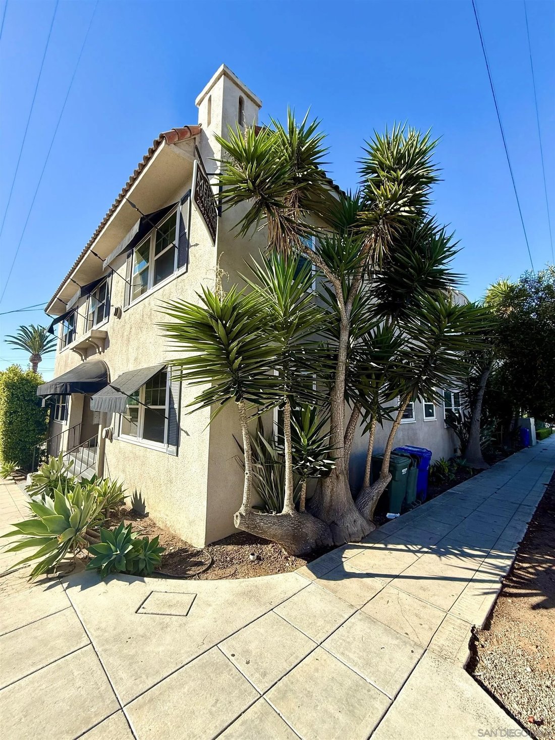 San Diego, California, United States 4 - 17830171