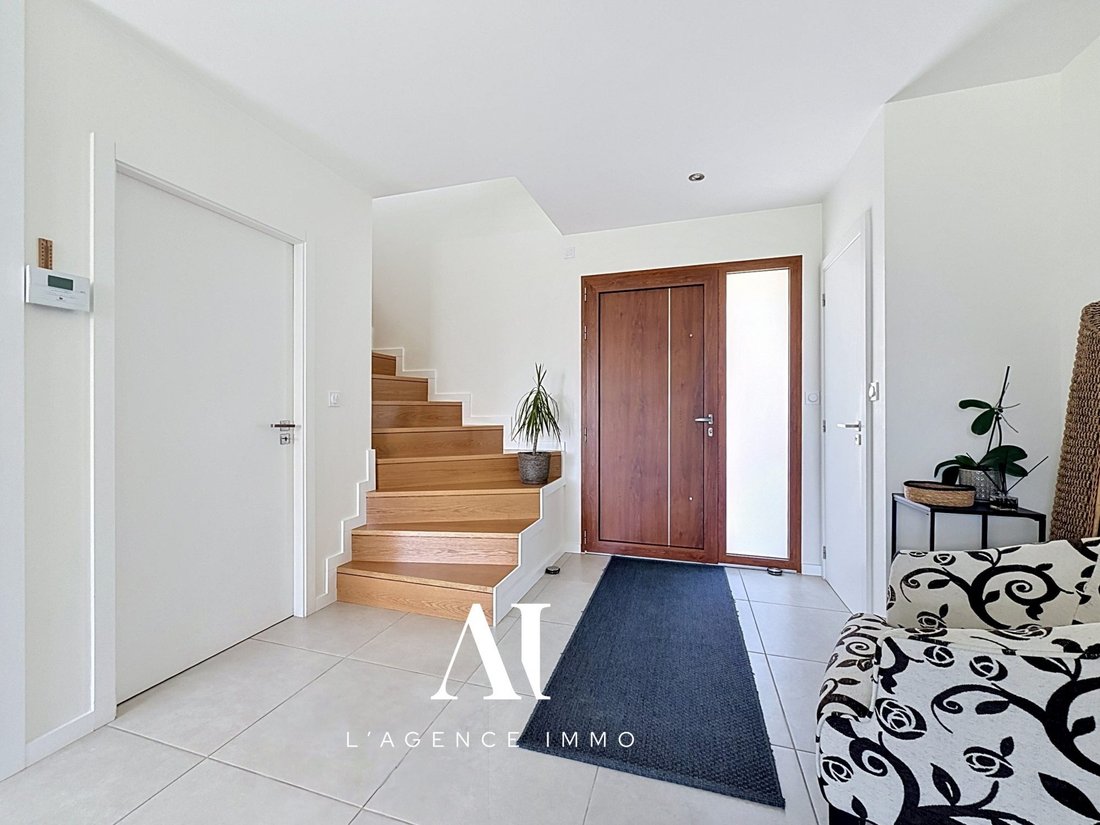 House in Peron, Auvergne-Rhône-Alpes, France 4 - 17831582