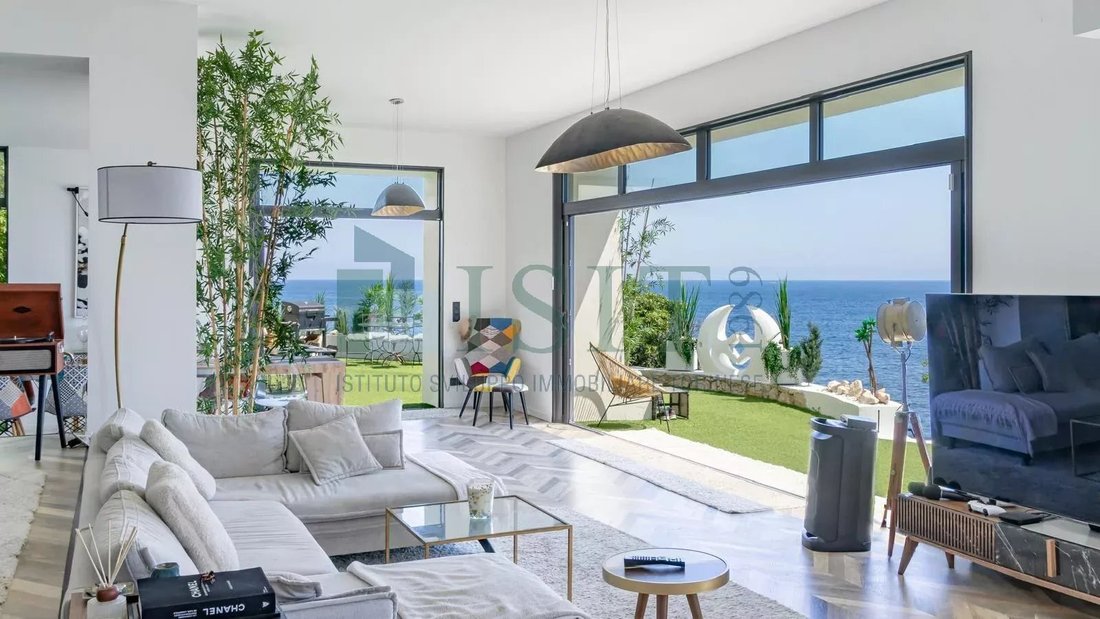 Villa in French Riviera, Provence-Alpes-Côte d'Azur, France 5 - 17825232