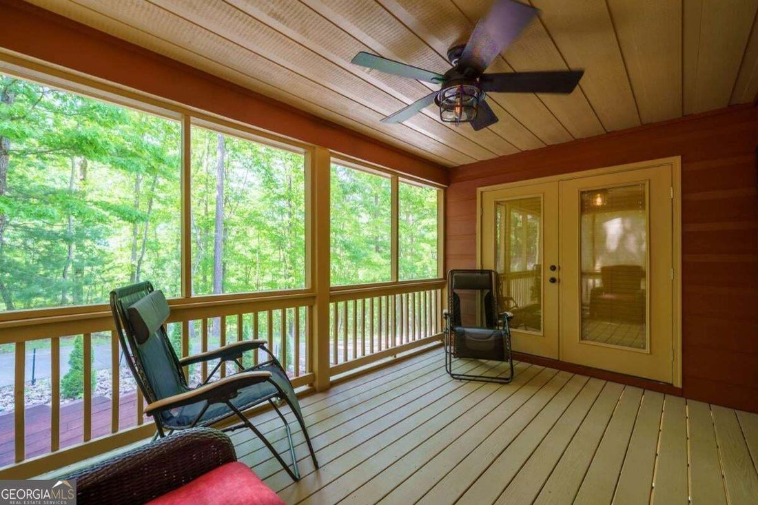 Ellijay, Georgia, United States 2 - 17833163