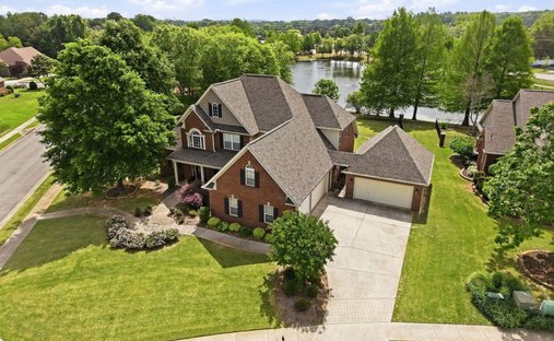 House in Madison, Alabama, United States 1