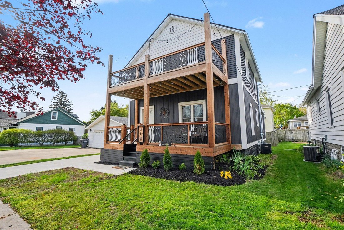 House in South Haven, Michigan, United States 2 - 17815473