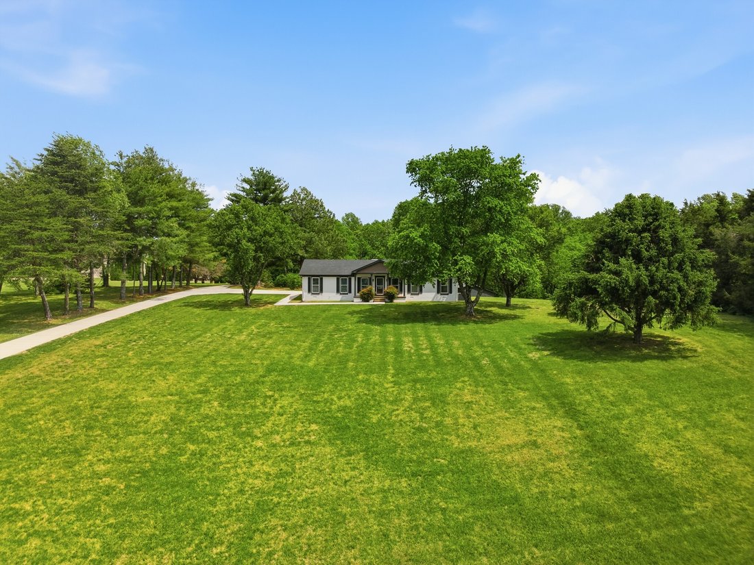 House in Thompson's Station, Tennessee, United States 4 - 17827152