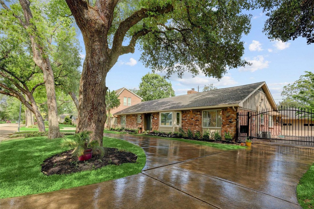 House in Houston, Texas, United States 3 - 17821641