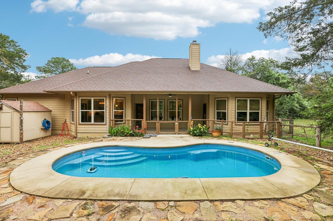 House in Smithville, Texas, United States 3 - 17823736