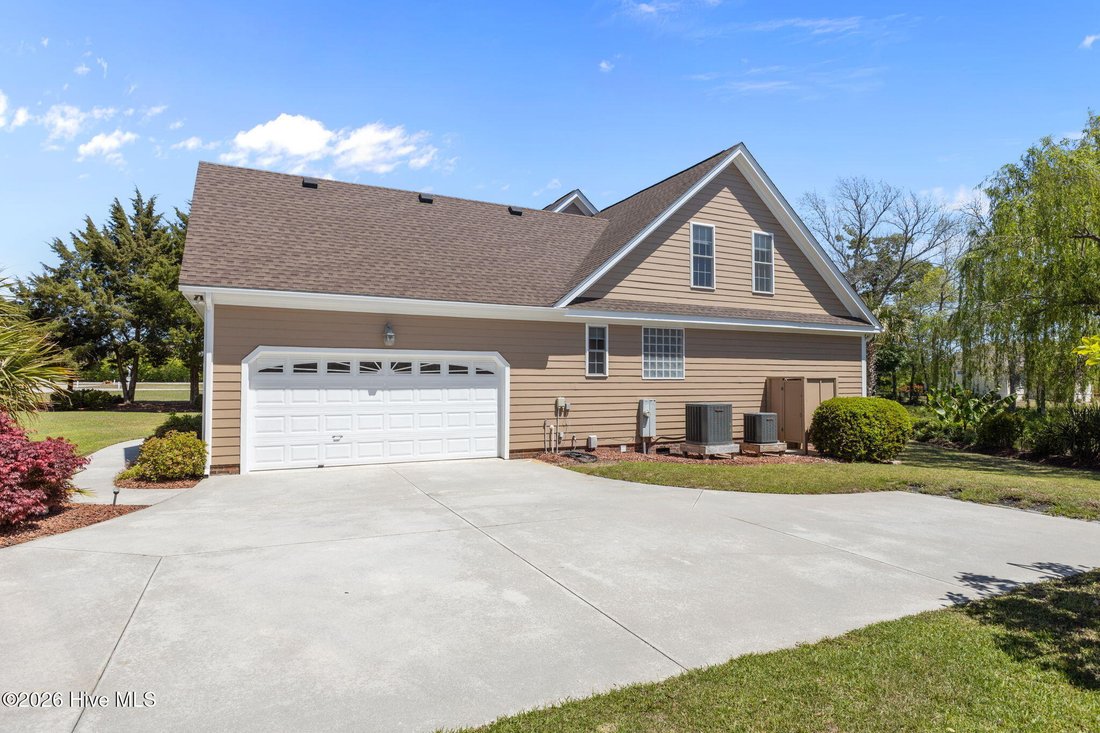 House in Cedar Point, North Carolina, United States 3 - 17828574