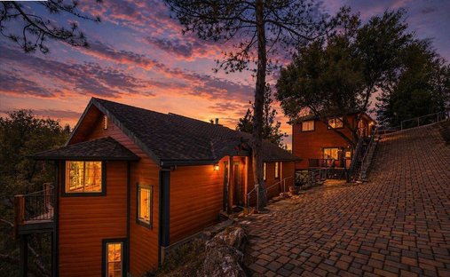 House in Groveland, California, United States 1