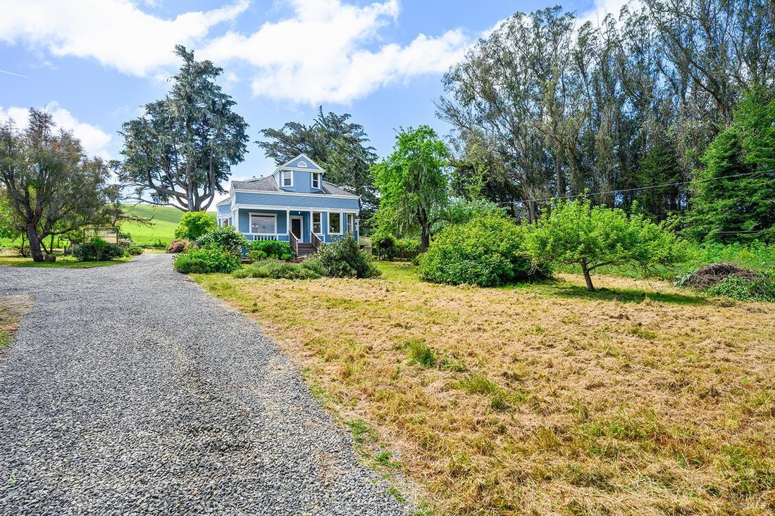 House in Petaluma, California, United States 3 - 17825074