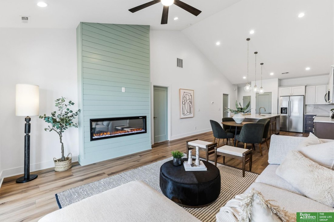 House in Valley, Nebraska, United States 5 - 17821812