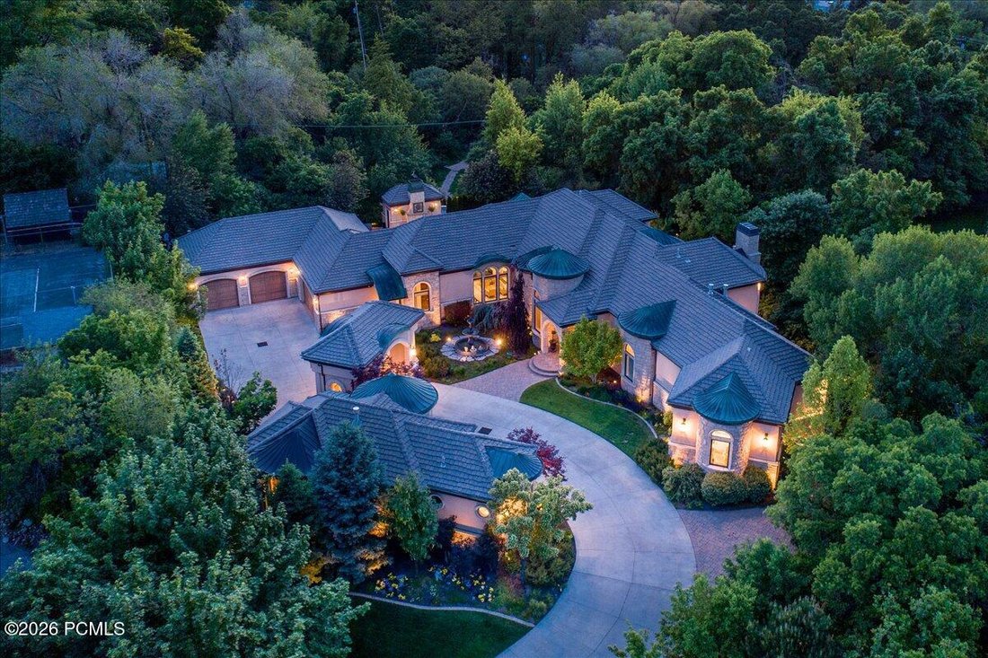 House in Cottonwood Heights, Utah, United States 1 - 17821976