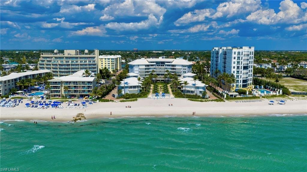Co Op in Naples, Florida, United States 1 - 17817908