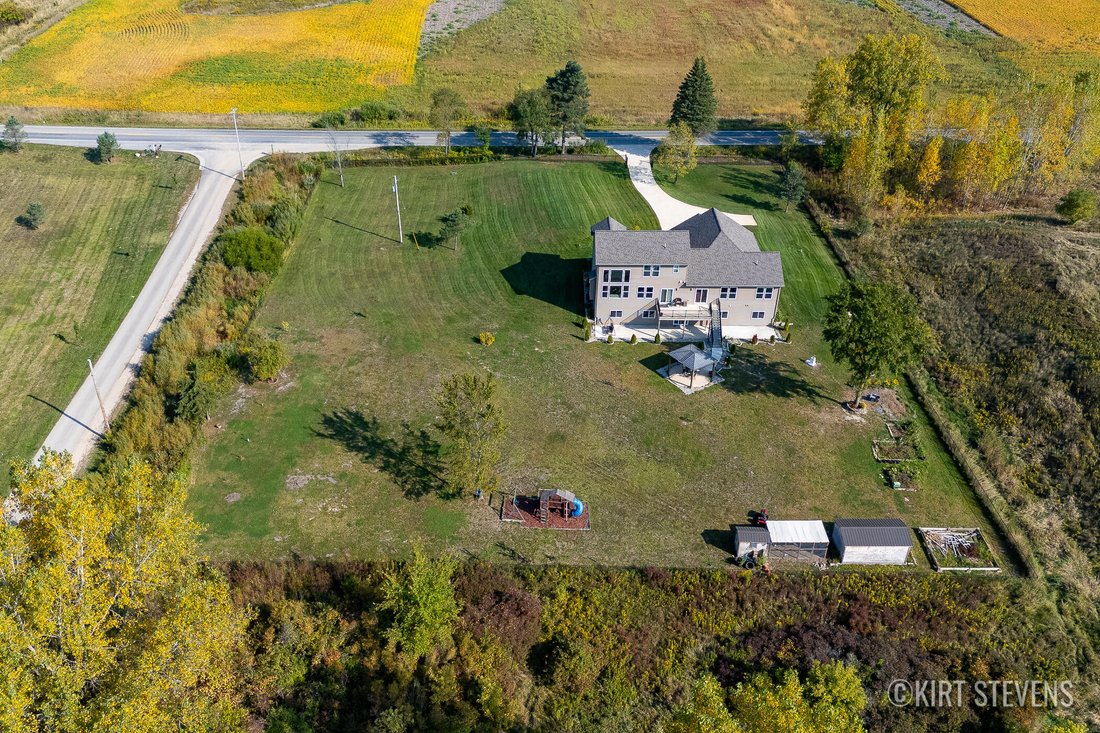 House in Caledonia, Michigan, United States 5 - 17825405