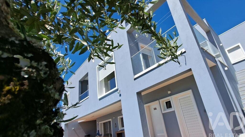 Townhouse in Santo Quintino, Lisbon, Portugal 5 - 17827561