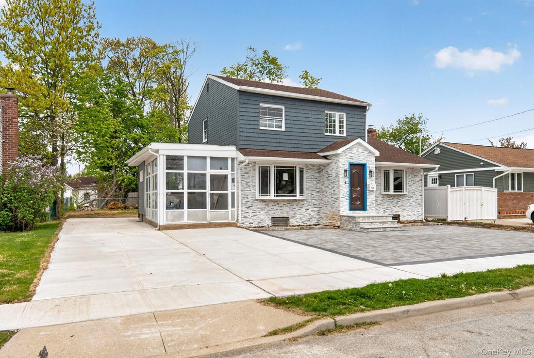 House in Valley Stream, New York, United States 3 - 17833915