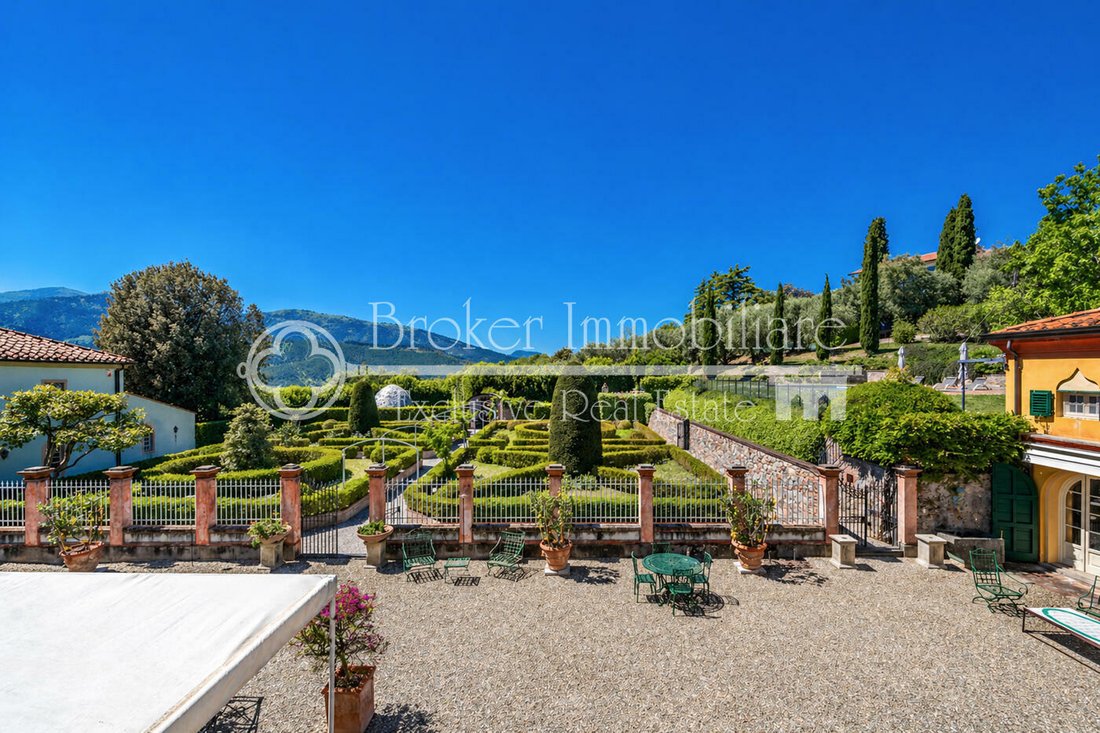 Villa in Center, Capannori, Tuscany 2 - 17826789