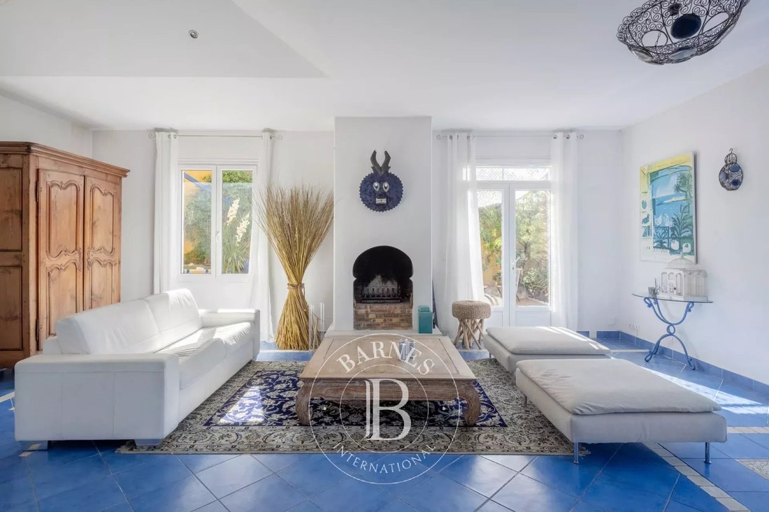 Villa in France 3 - 13463375