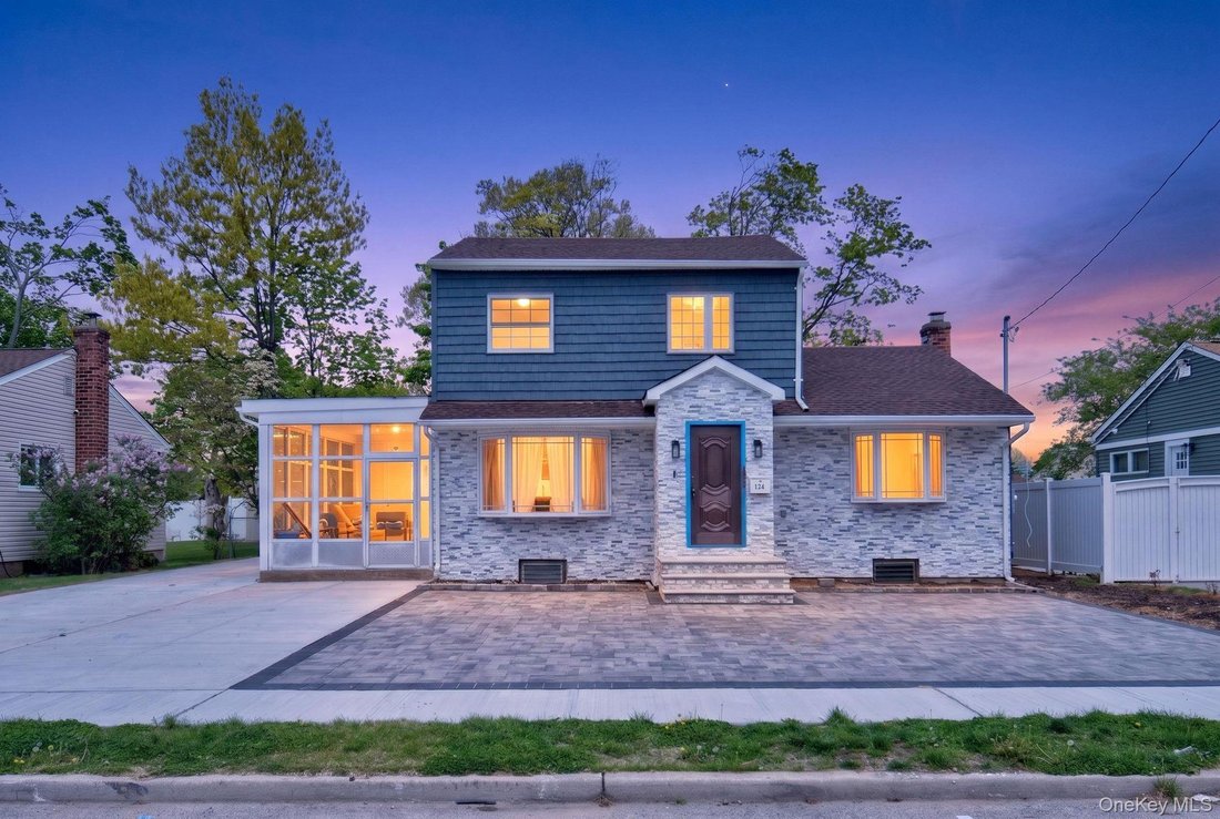 House in Valley Stream, New York, United States 1 - 17833915