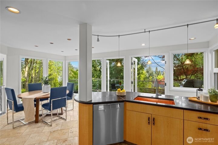 House in Mercer Island, Washington, United States 4 - 17835023