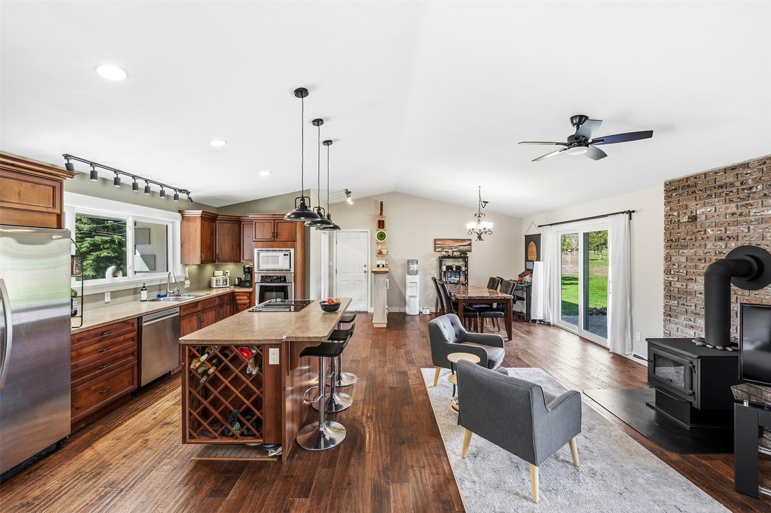 House in Kaleden, British Columbia, Canada 5 - 17830503