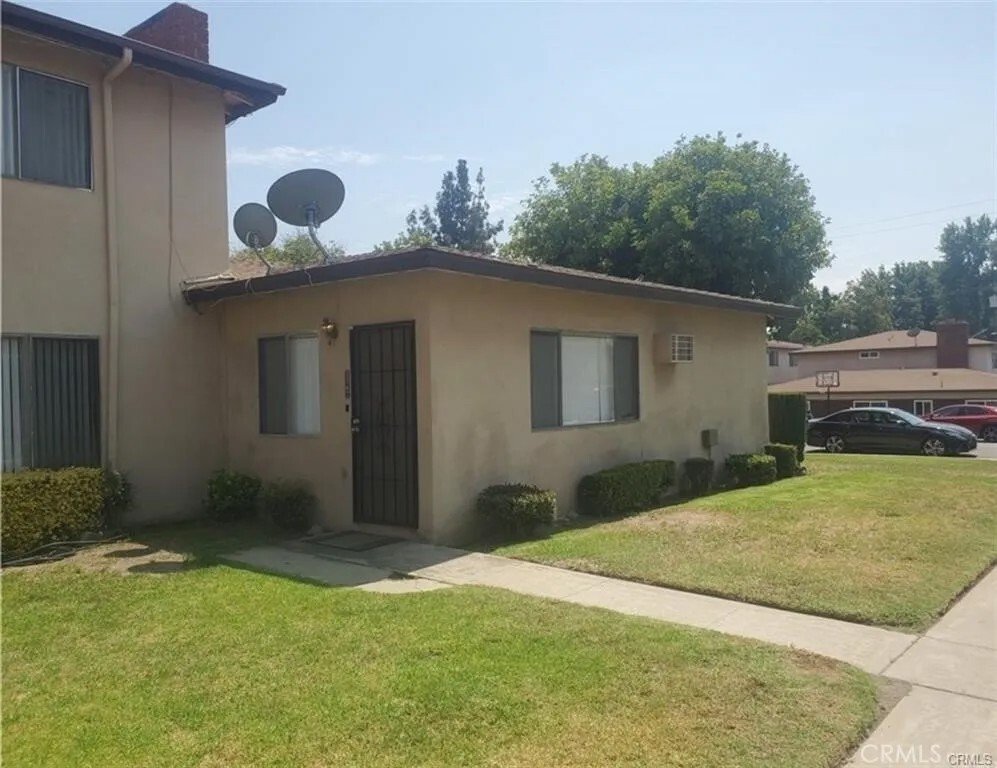La Verne, California, United States 4 - 17832035