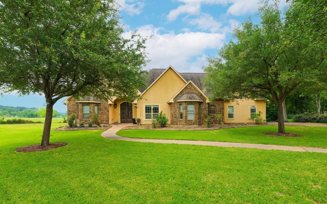 House in Willis, Texas, United States 1 - 17819946