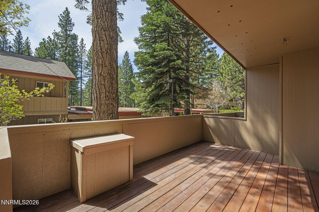 Condo in Incline Village, Nevada, United States 5 - 17826858