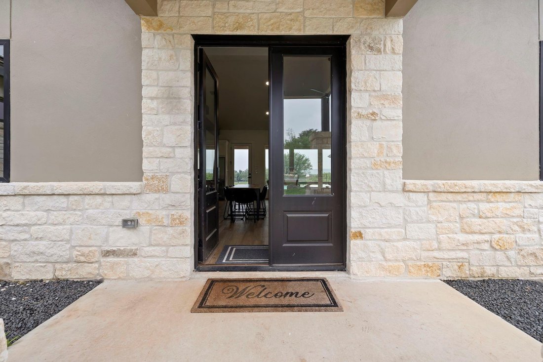 House in Concan, Texas, United States 5 - 17774304