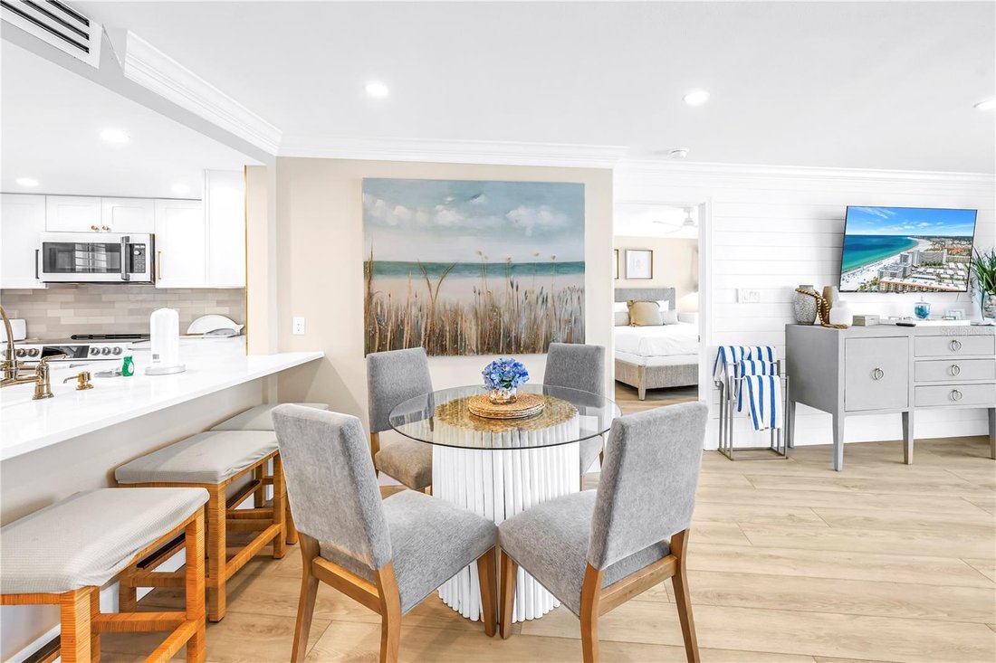 Condo in Siesta Key, Florida, United States 4 - 17825410