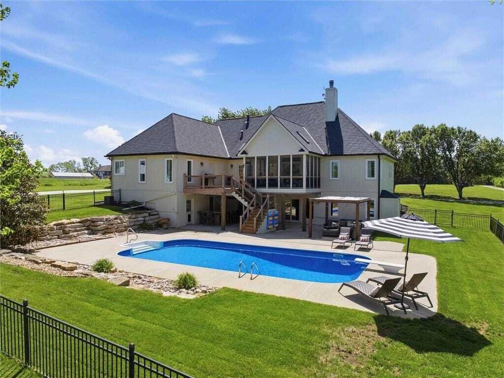 House in Olathe, Kansas, United States 3 - 17826123