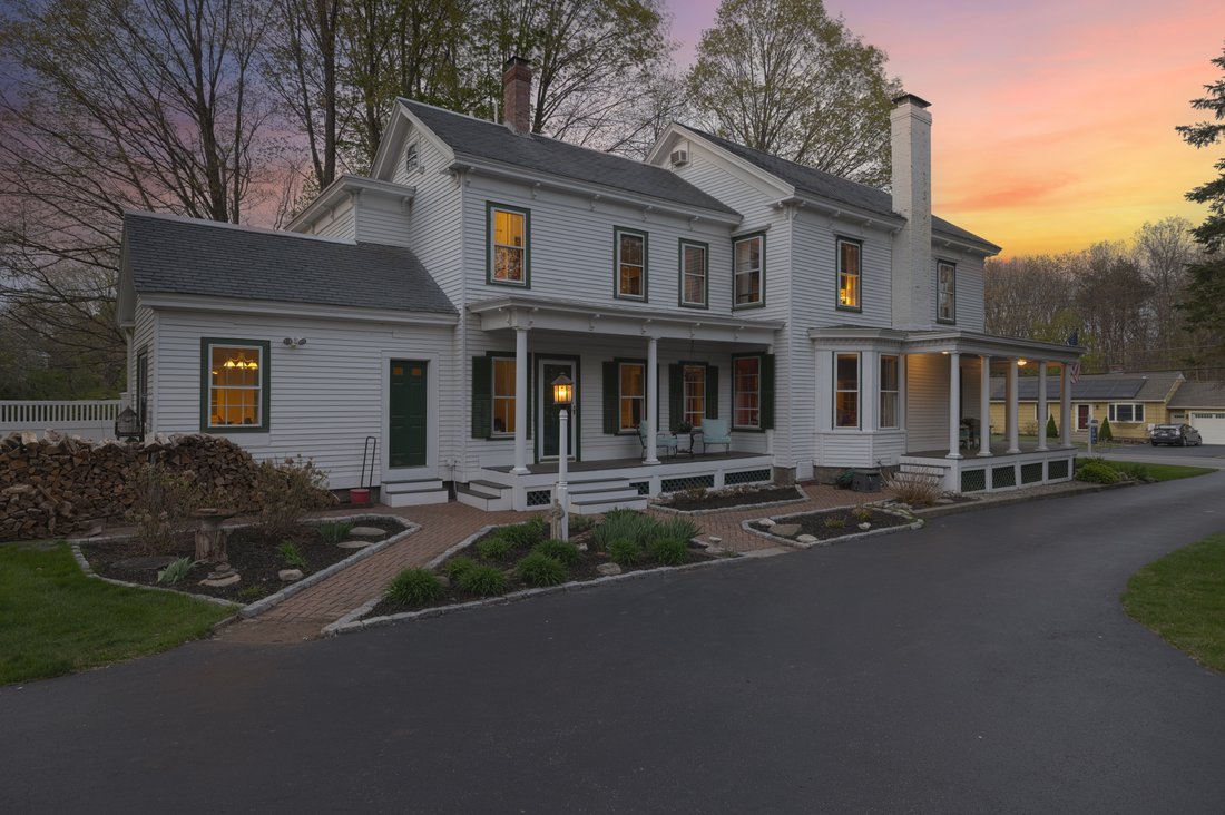 House in Westborough, Massachusetts, United States 1 - 17629322