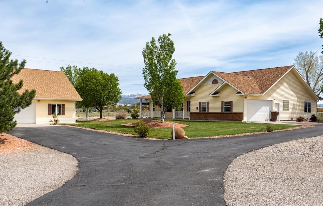 House in Montrose, Colorado, United States 3 - 17347112