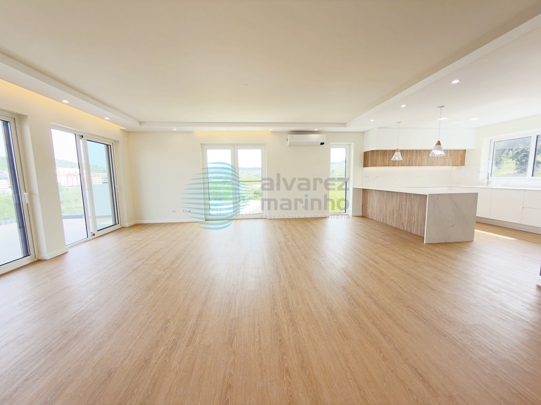 Apartment in Santa Maria, Sao Pedro e Matacaes, Lisbon, Portugal 2 - 17821106