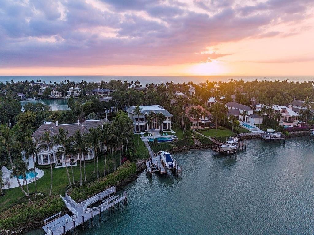 House in Naples, Florida, United States 4 - 17832407