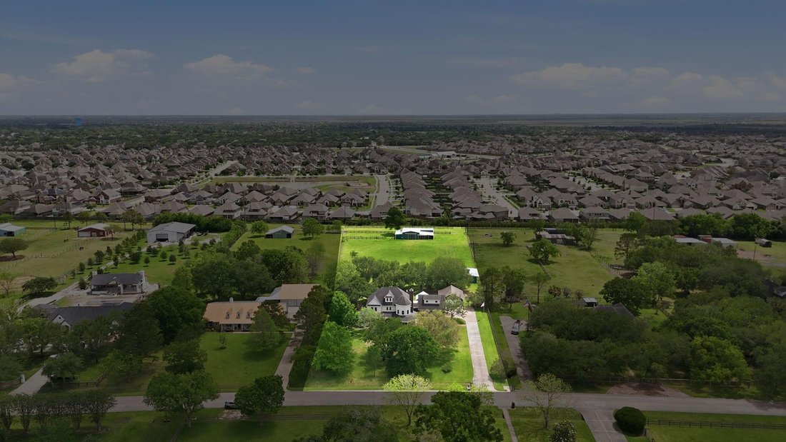 House in Friendswood, Texas, United States 2 - 17819891