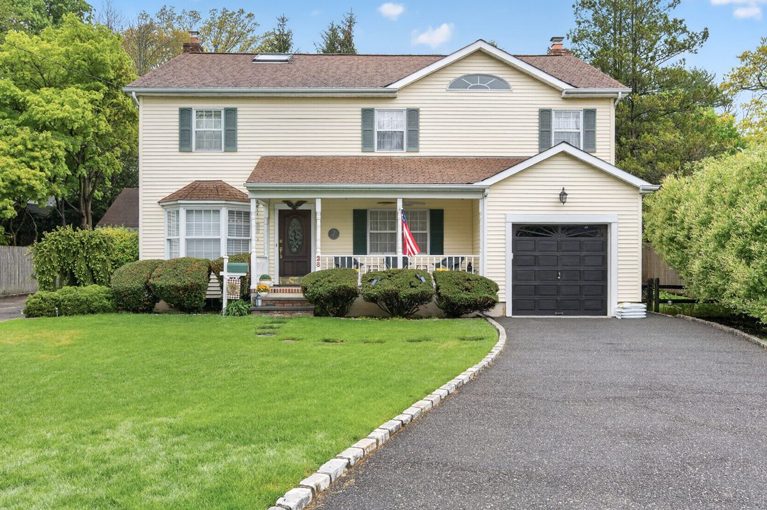 House in Locust Valley, New York, United States 1 - 17820961