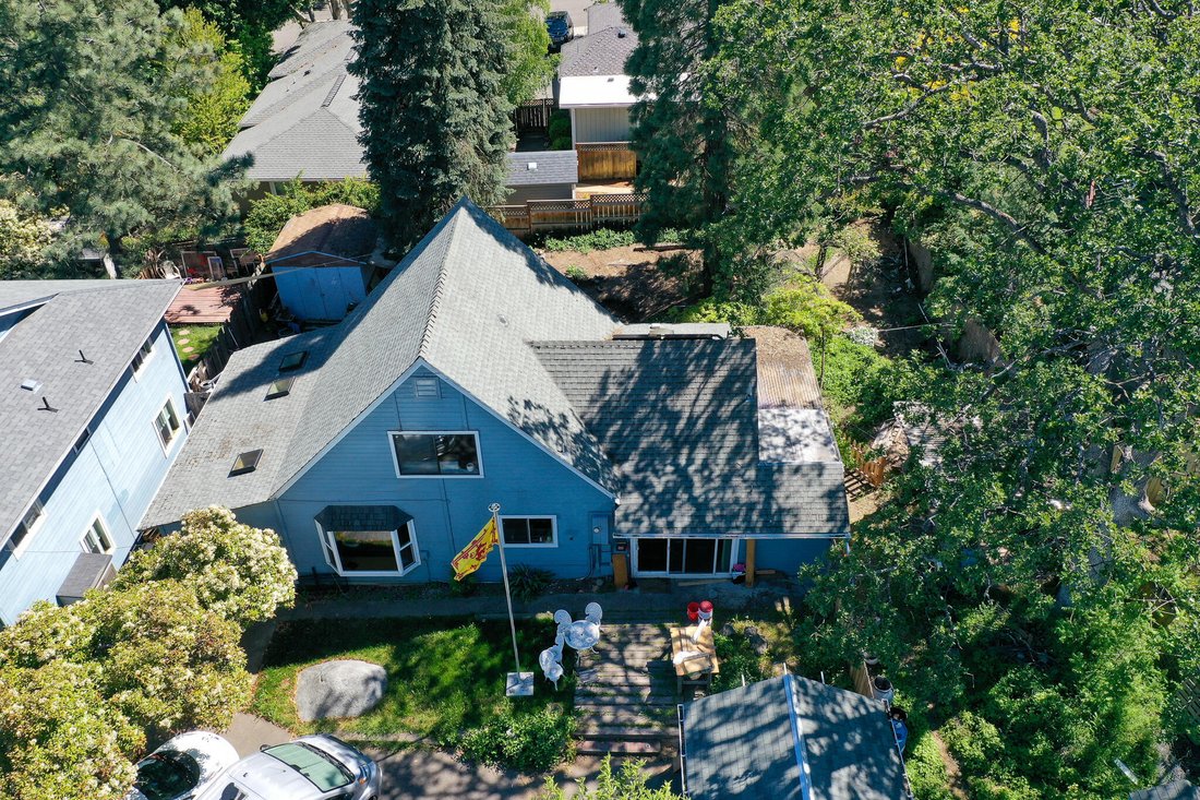 Ashland, Oregon, United States 3 - 17826703