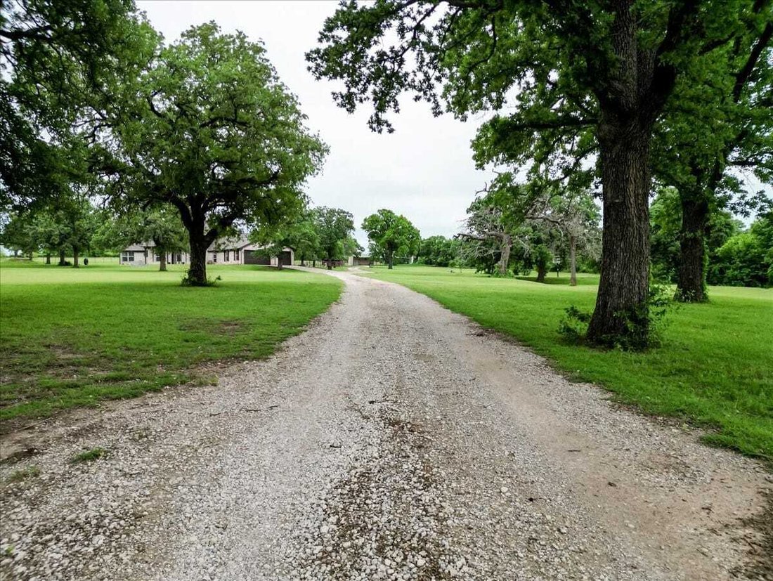 House in Poolville, Texas, United States 4 - 17831365
