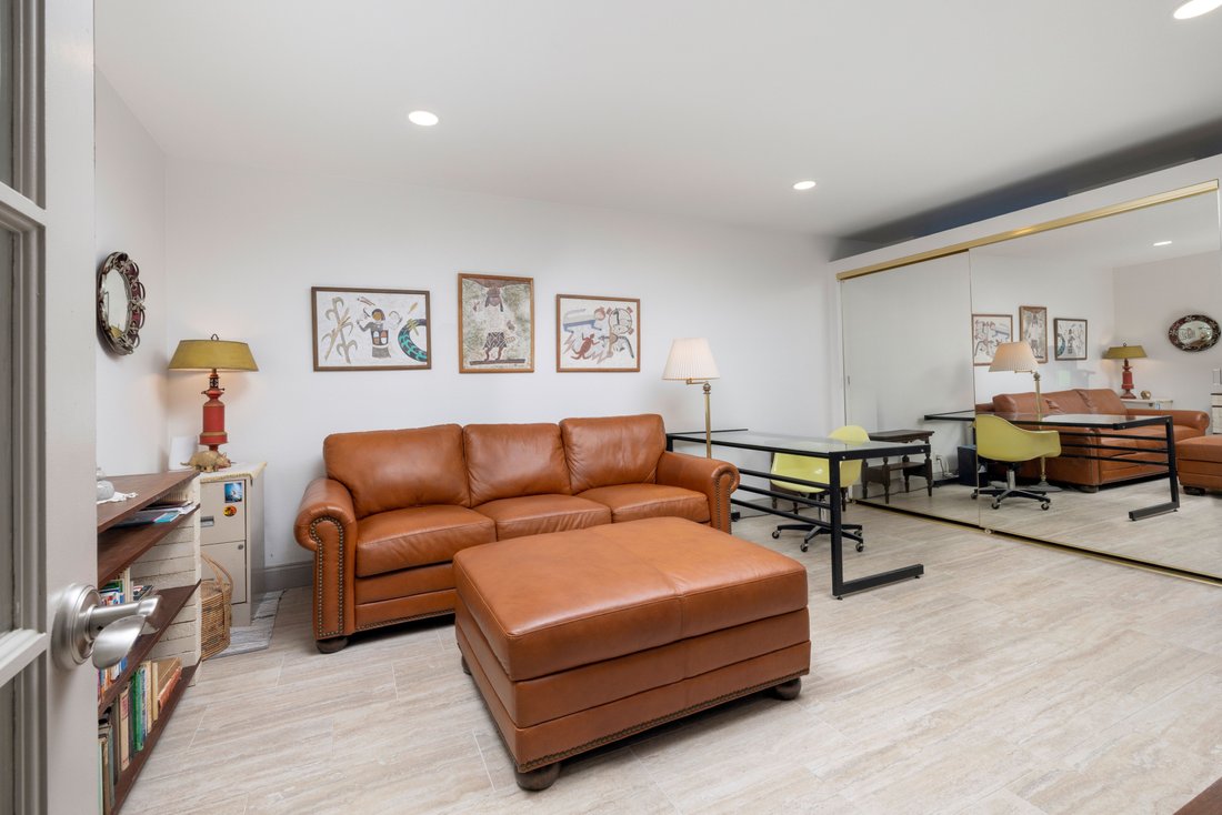 House in Huntington Beach, California, United States 3 - 17820872