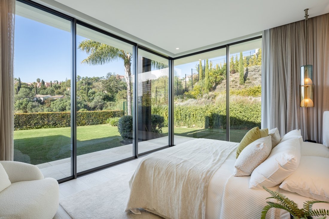 Villa in Benahavis, Andalusia, Spain 5 - 17820933