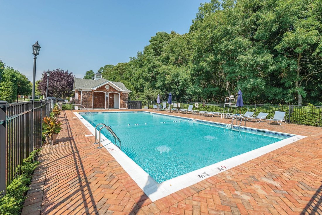 Southampton, New York, United States 5 - 17833248