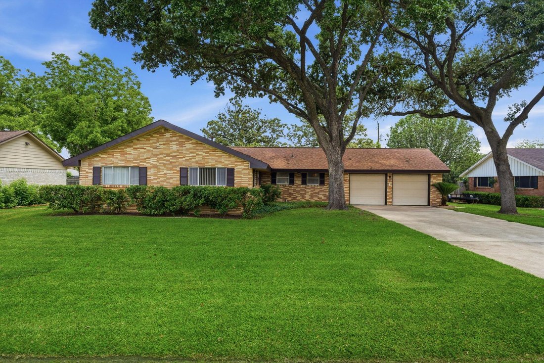 House in Sugar Land, Texas, United States 3 - 17824512
