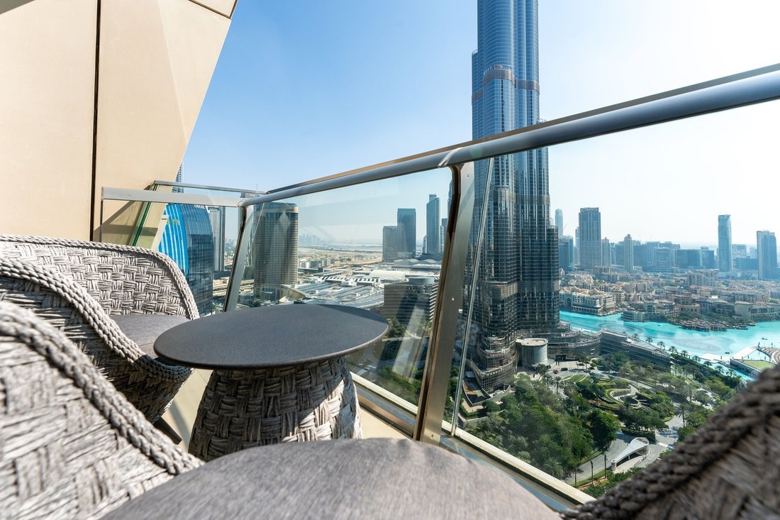 Condo in Downtown Dubai, Dubai, United Arab Emirates 2 - 17821177