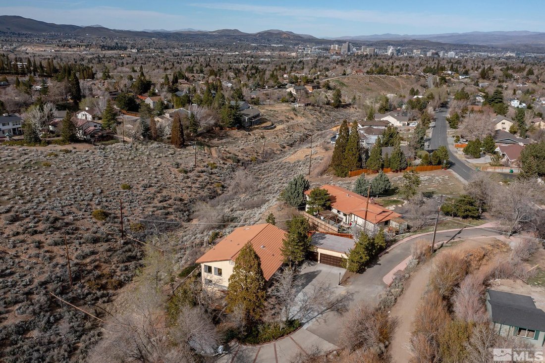 House in Reno, Nevada, United States 2 - 17829836