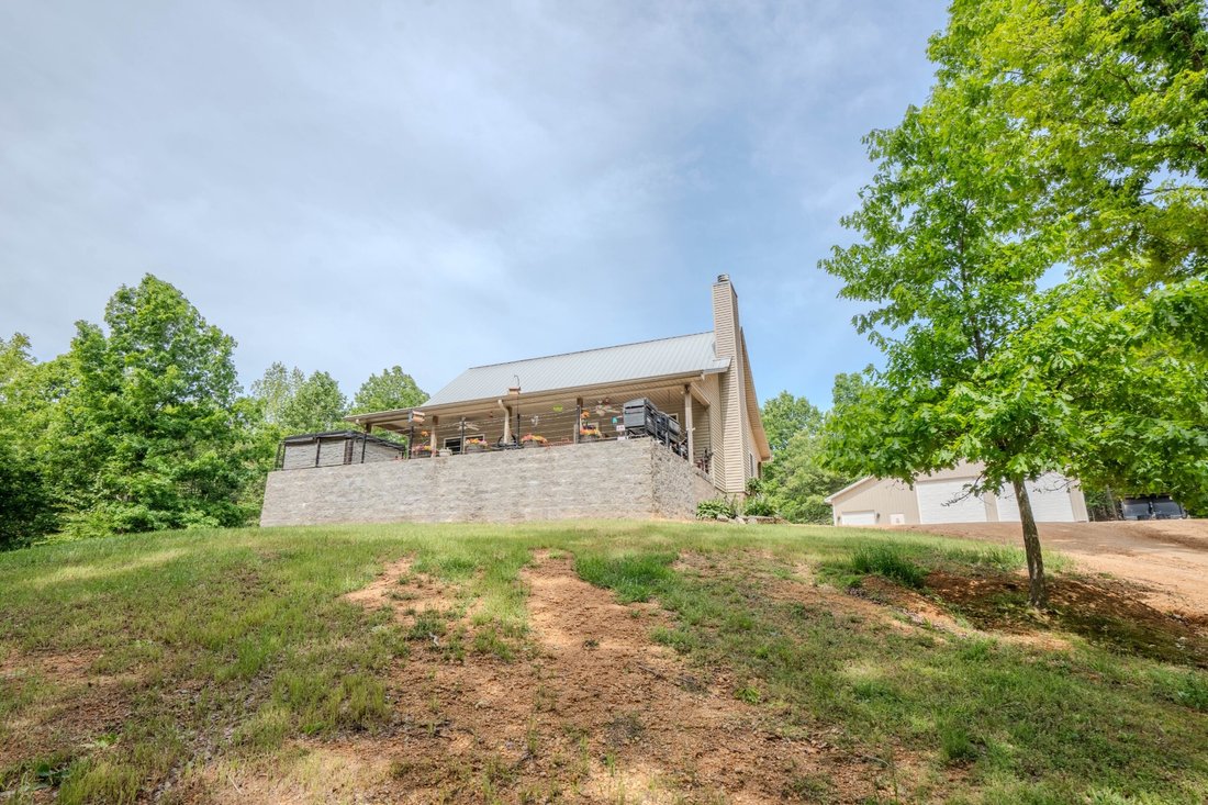 House in Waynesboro, Tennessee, United States 2 - 17819561