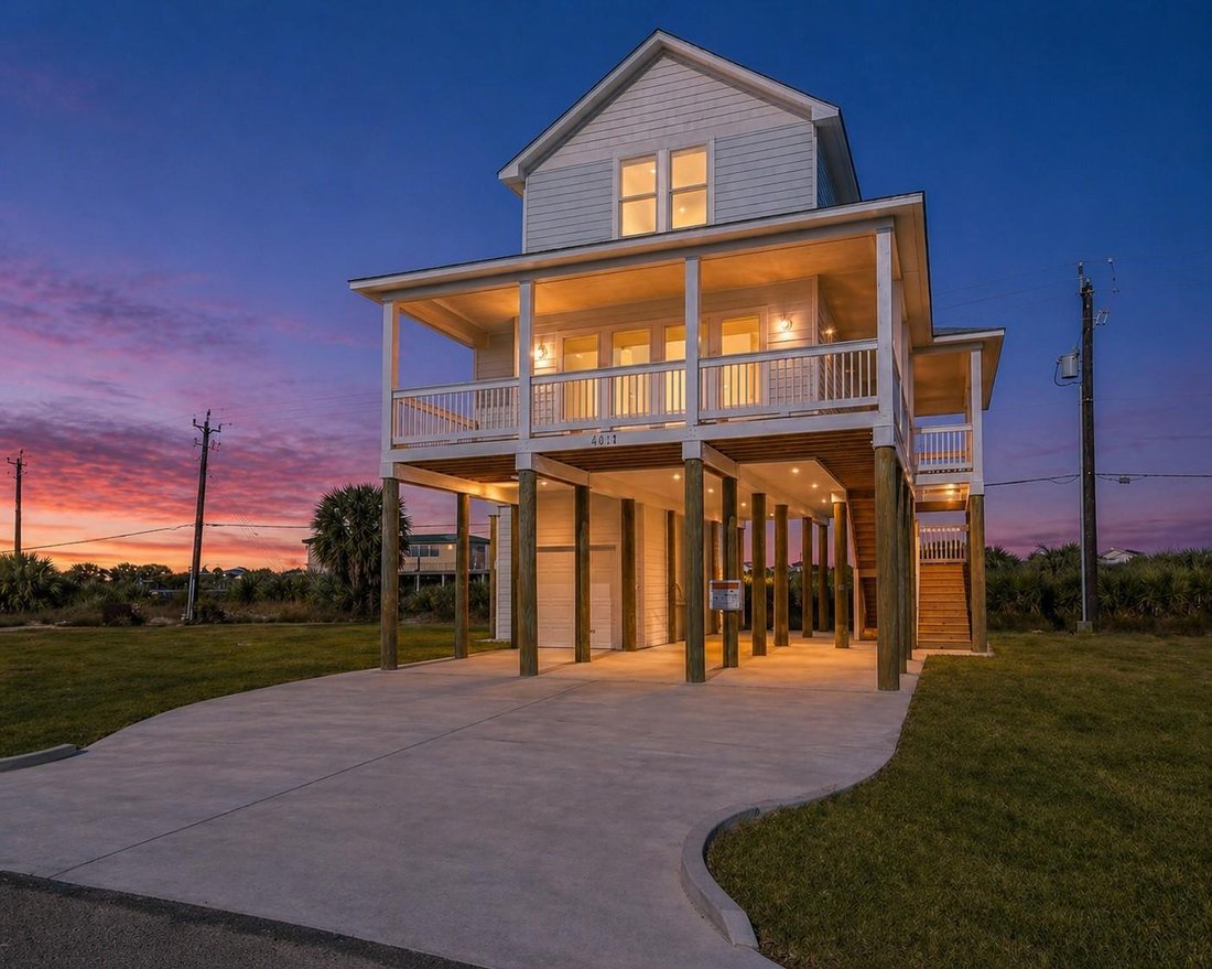 House in Galveston, Texas, United States 1 - 16815212