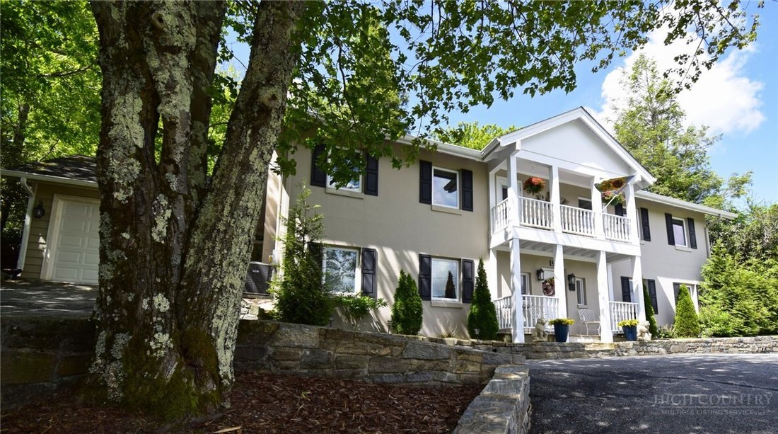 House in Blowing Rock, North Carolina, United States 1 - 17829862