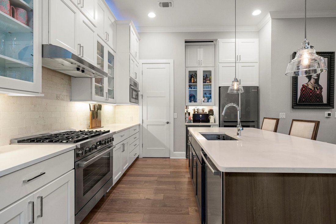 Condo in Austin, Texas, United States 5 - 17828593