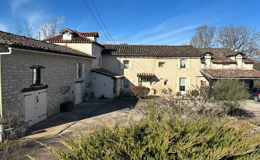 House in Cahuzac-sur-Vere, Occitania, France 1