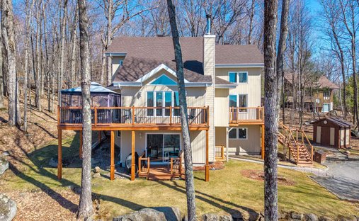 Apartamento en Saint-Sauveur, Quebec, Canadá 1